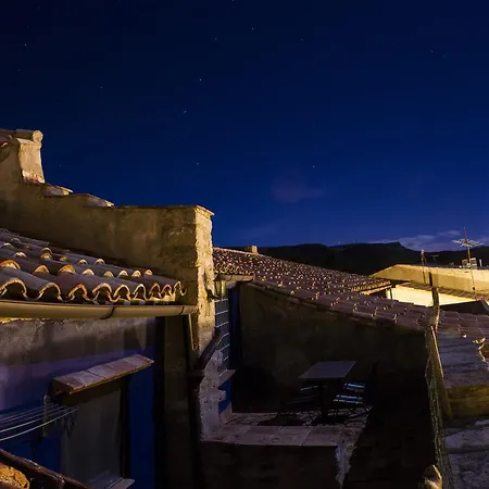 Casa Rustic Suites, Jacuzi & Chert