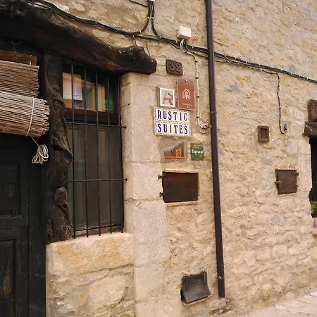 Casa Rustic Suites, Jacuzi & Love * Chert