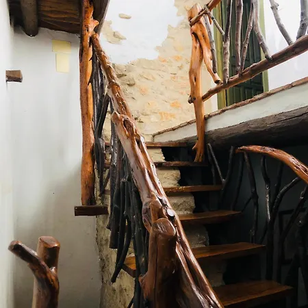 Casa Rustic Suites, Jacuzi & Love * Chert